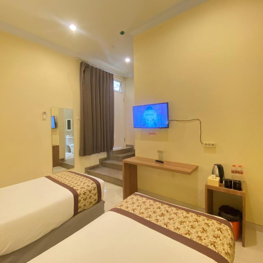 Riverstone Hotel & Cottage Batu (East Java) Exterior foto